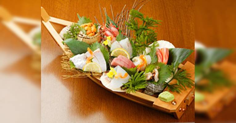 Снимок Dishes of the season  &  Osakanatei Uzumaki  Jusosohonzan, Осака