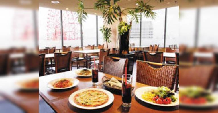 Снимок Kitchen & Bar Siifaa, Осака