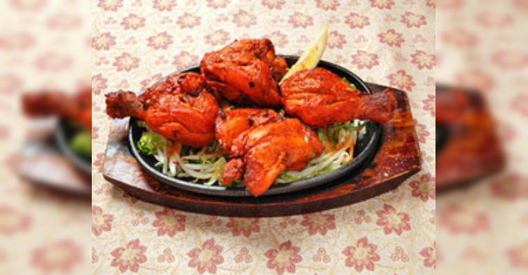 Снимок Indian&Nepali Bar  Malika Kasugaten, Бункё