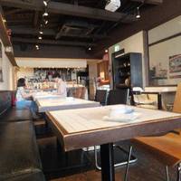 PLUS cafe