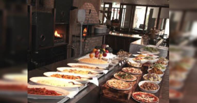 Изображение Pizza Salvatore Cuomo&Grill, Кавасаки