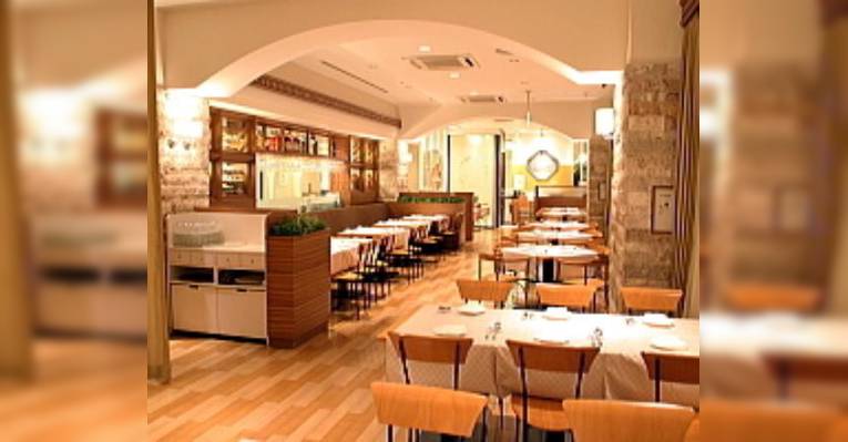 Снимок Garden Kitchen&Caf?, Осака