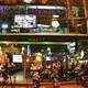 Снимок John's Place Sports Bar and Restaurant, Чиангмай