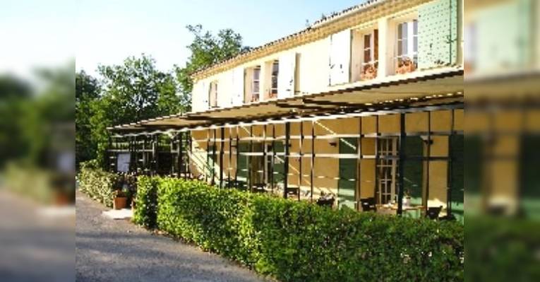 Снимок L'Auberge Provencale, Meyreuil