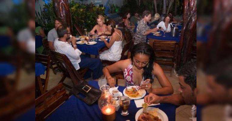 Снимок Blue Sky Restaurant, Солиман-Бэй