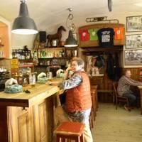 U Zavesenyho Kafe (The Hanging Cafe)