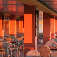 Cafe des Bains