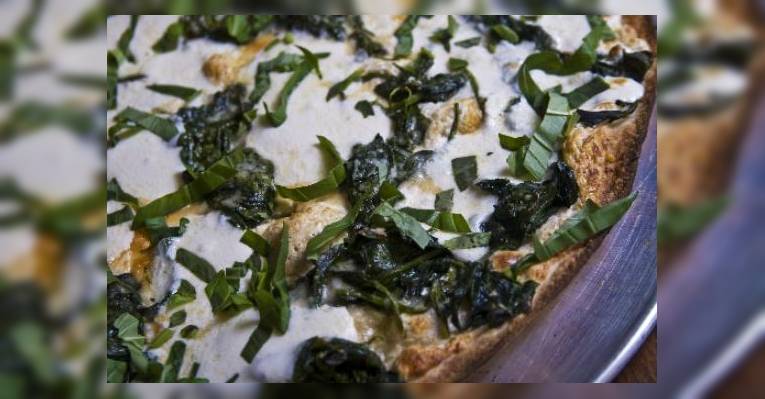 Снимок Spunto Thin Crust Pizza, Нью-Йорк