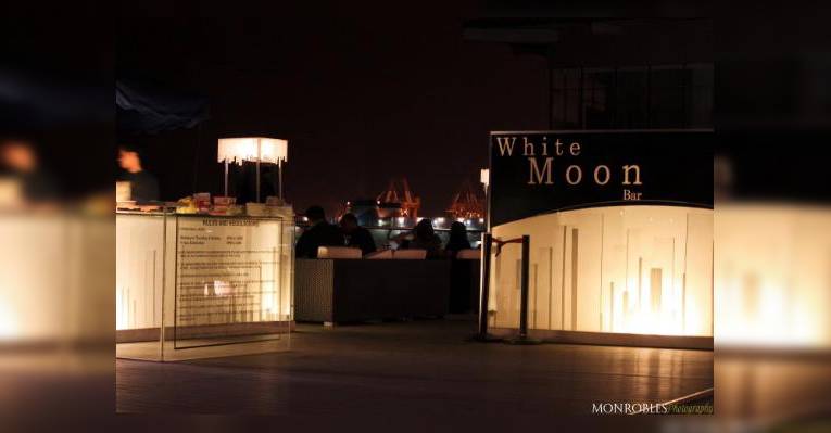 Снимок White Moon Bar, Манила
