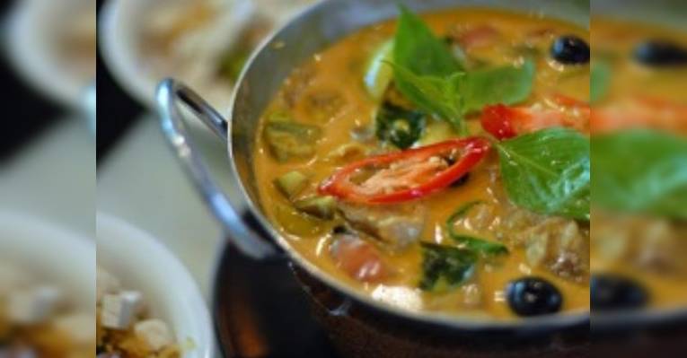 Снимок En Vogue Restaurant at Avista Phuket Resort & Spa, Ката-Бич
