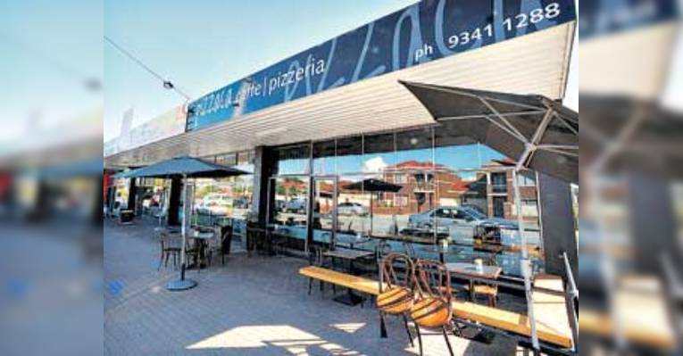 Снимок Pizzaca Caffe, Перт