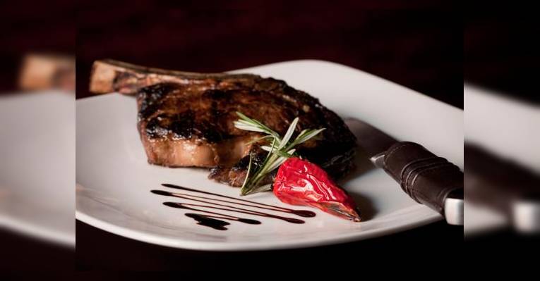 Снимок EDGE Restaurant & Bar at Four Seasons Hotel Denver, Денвер