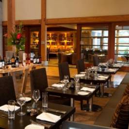 Copperleaf Restaurant at Cedarbrook Lodge