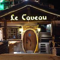 Le Caveau