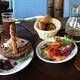 сбор из лесных грибов, овощи на гриле, вкуснейший квас