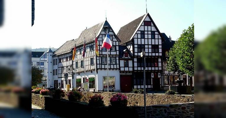 Снимок Hotel-Restaurant Wolfsschlucht, Бад-Мюнстерайфель