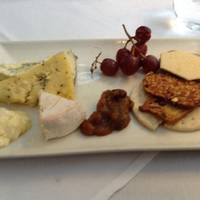 315 Bar & Restaurant