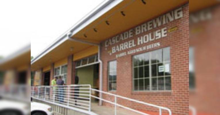 Снимок Cascade Barrel Brewing House, Портленд