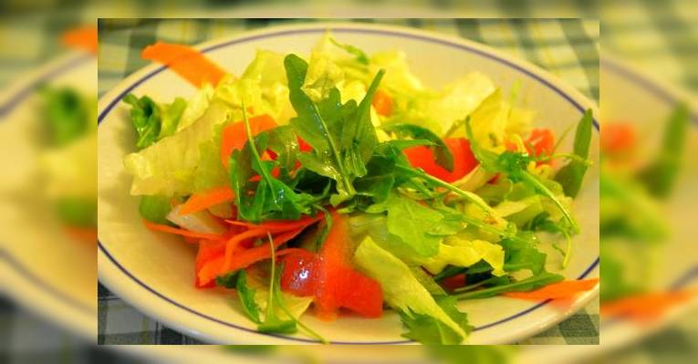 Mix di verdure-insalata Овощной микс-салат