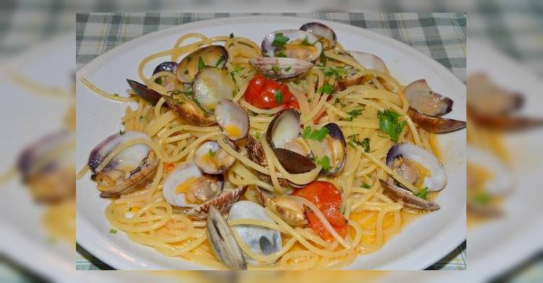 Linguine con le vongole Лингвини с моллюсками вонголе