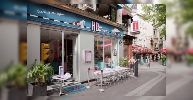 Снимок HD Diner Saint Michel, Париж
