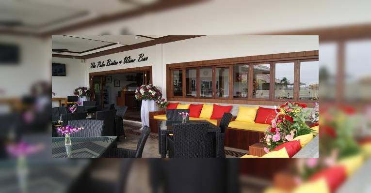 Снимок The Palm Bistro & Wine Bar, Хуахин