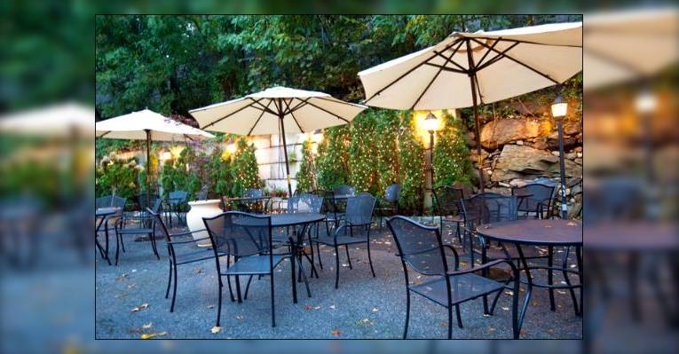 Снимок Madonia Restaurant & Bar, Стэмфорд