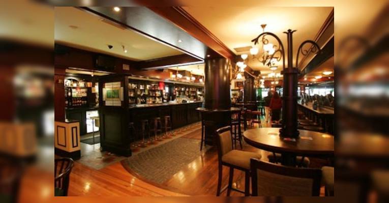 Снимок Waxy's Irish Pub, Серферс-Парадайз