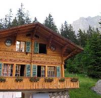 Berghaus am Oeschinensee