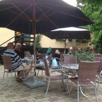 Ella's Restaurant & Patisserie