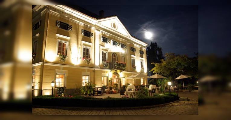 Снимок Schloss Lerchenhof, Горчах