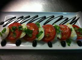 Fellini Cafe und Vinoteca