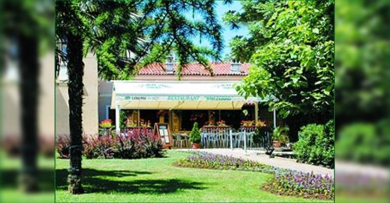 Снимок Restaurant Knezgrad, Ловран