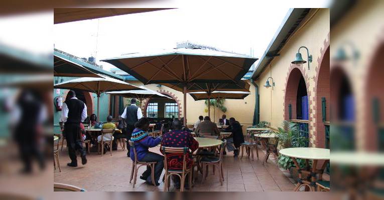 Снимок Bonds Garden Restaurant, Найроби