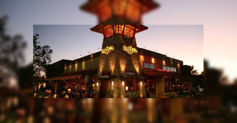 Снимок Lazy Dog Cafe, Cerritos
