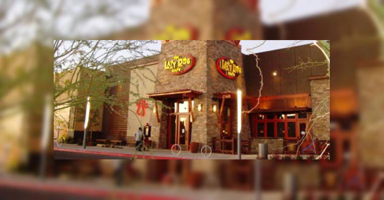 Снимок Lazy Dog Cafe, Cerritos