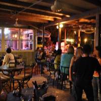 The Whip Waterfront Pub N Grub