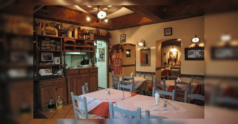 Снимок Karavolos Taverna, Порос