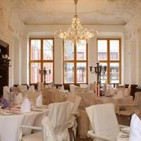Theophano Restaurant in Palais Salfeldt