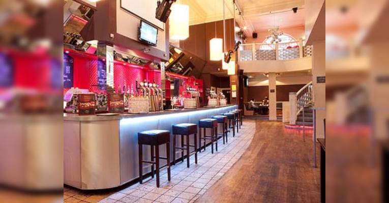 Снимок Flavas Lounge Bar and Grill, Лондон