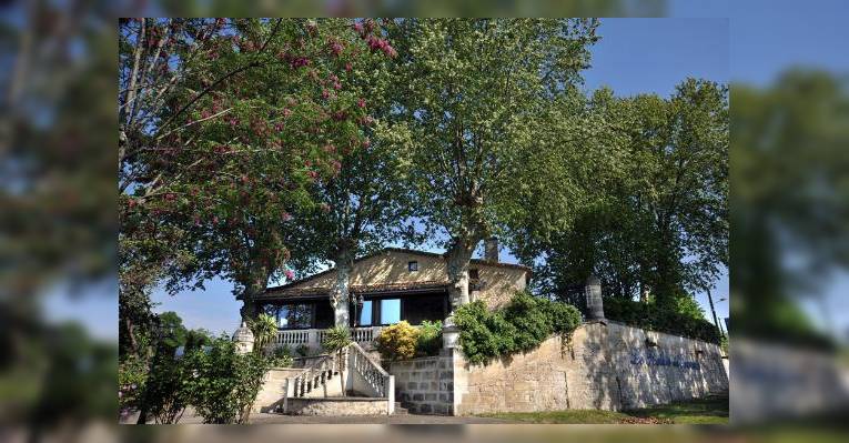 Снимок Le Relais des Gourmets, Ambares-et-Lagrave