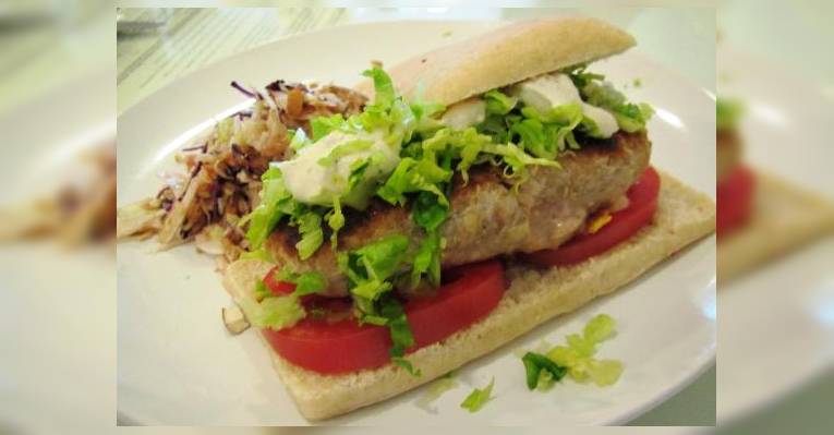 Снимок LivingFood Bistro & Cafe, Куала-Лумпур