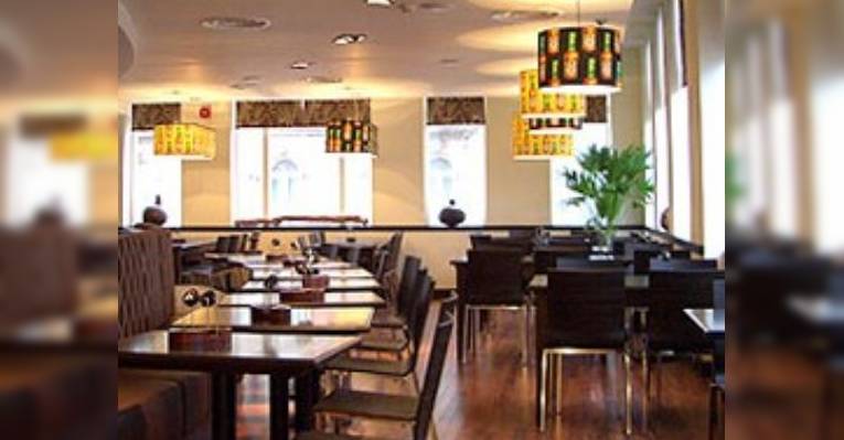Изображение Nando's Restaurant, Livingston