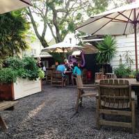 Hone's Pizza, Salad & Beer Garden