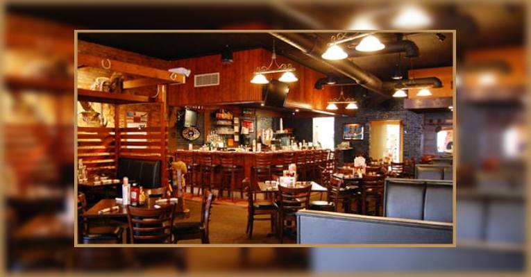 Снимок JR's Hometown Grill & Pub, Бруклин