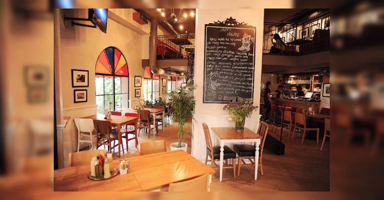 Снимок Happy Moon's cafe, Стамбул