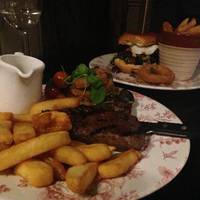 Hare & Hounds Inn