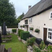 The Three Horseshoes