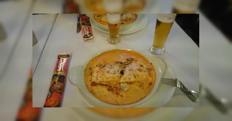 Лазанья и местное пиво, вкуснятина