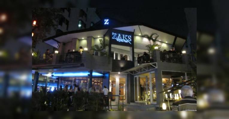 Снимок Zaks Wine Bar, Бангкок